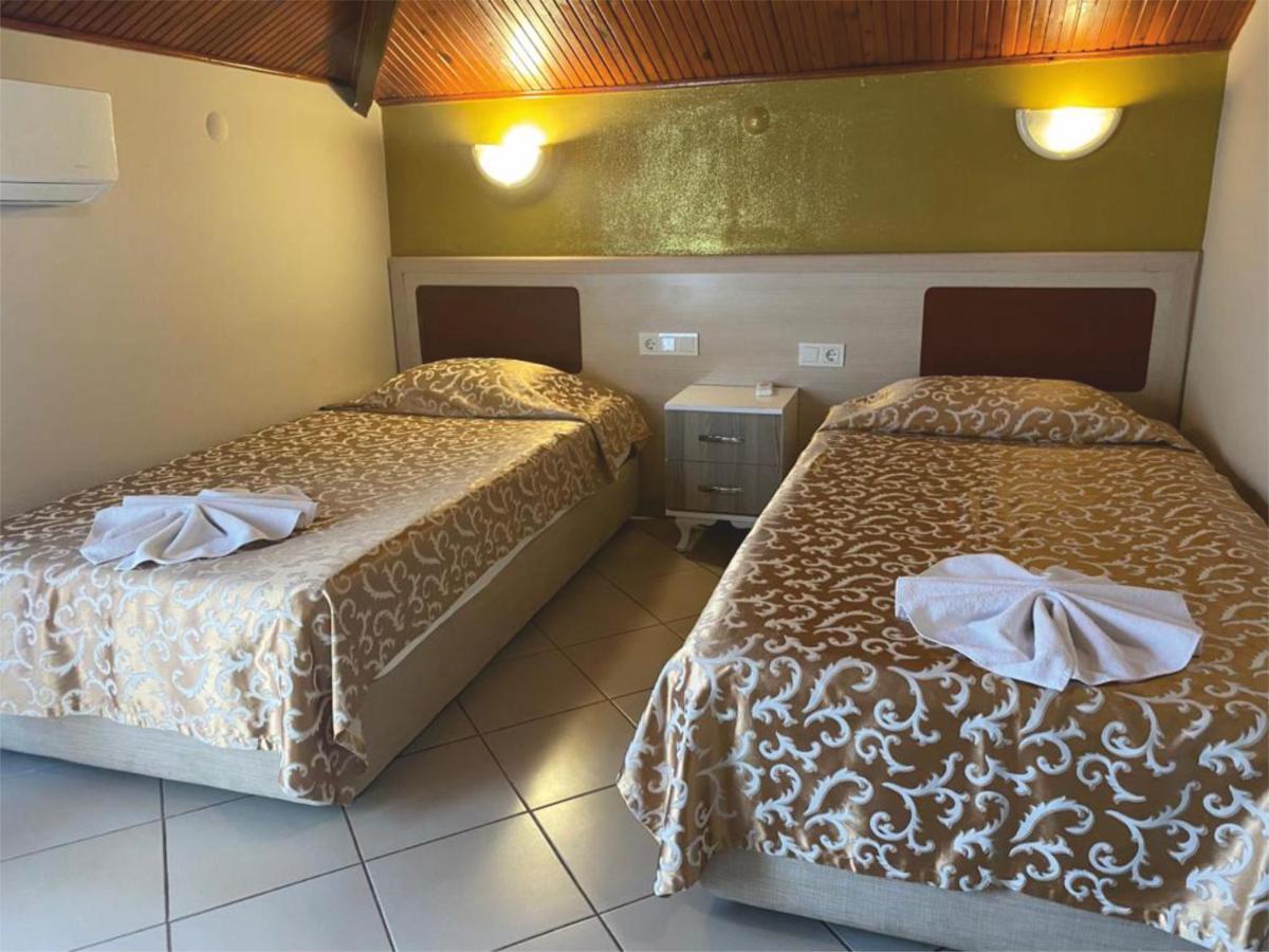 Arya Otel Marmaris Esterno foto