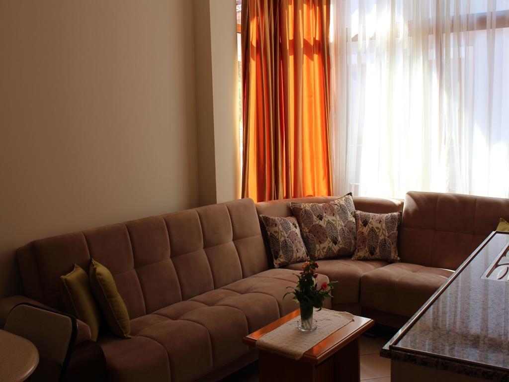 Arya Otel Marmaris Esterno foto